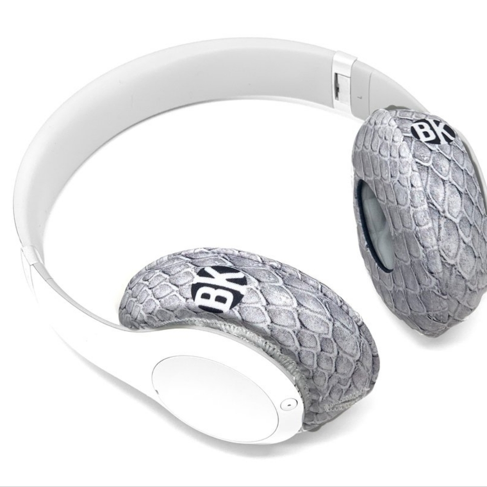 BeatKicks Headphone Covers White Mamba